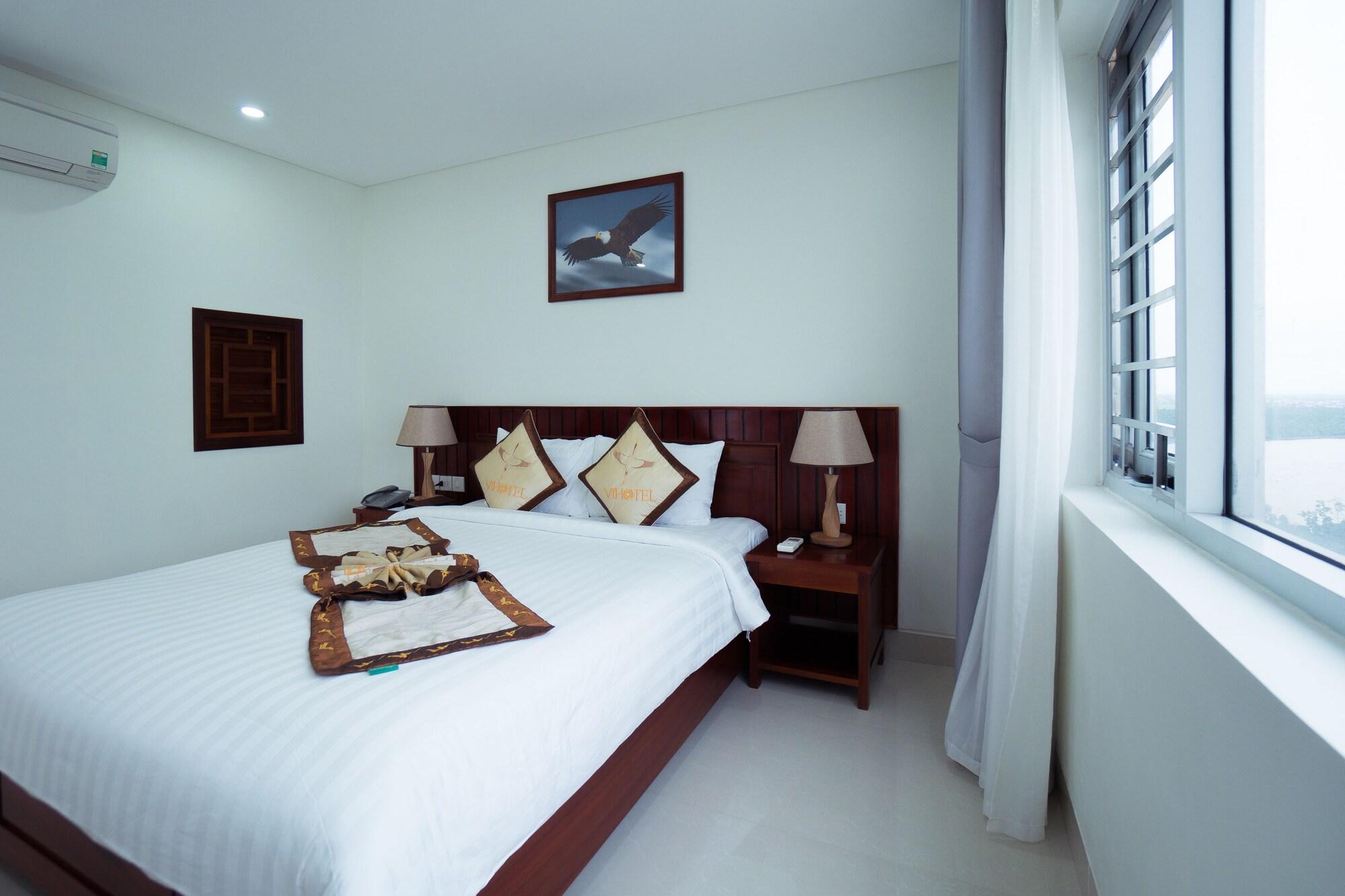Vinh Hoang Hotel Донг Хой Екстериор снимка