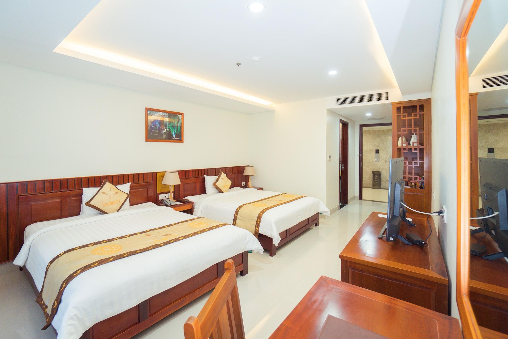 Vinh Hoang Hotel Донг Хой Екстериор снимка