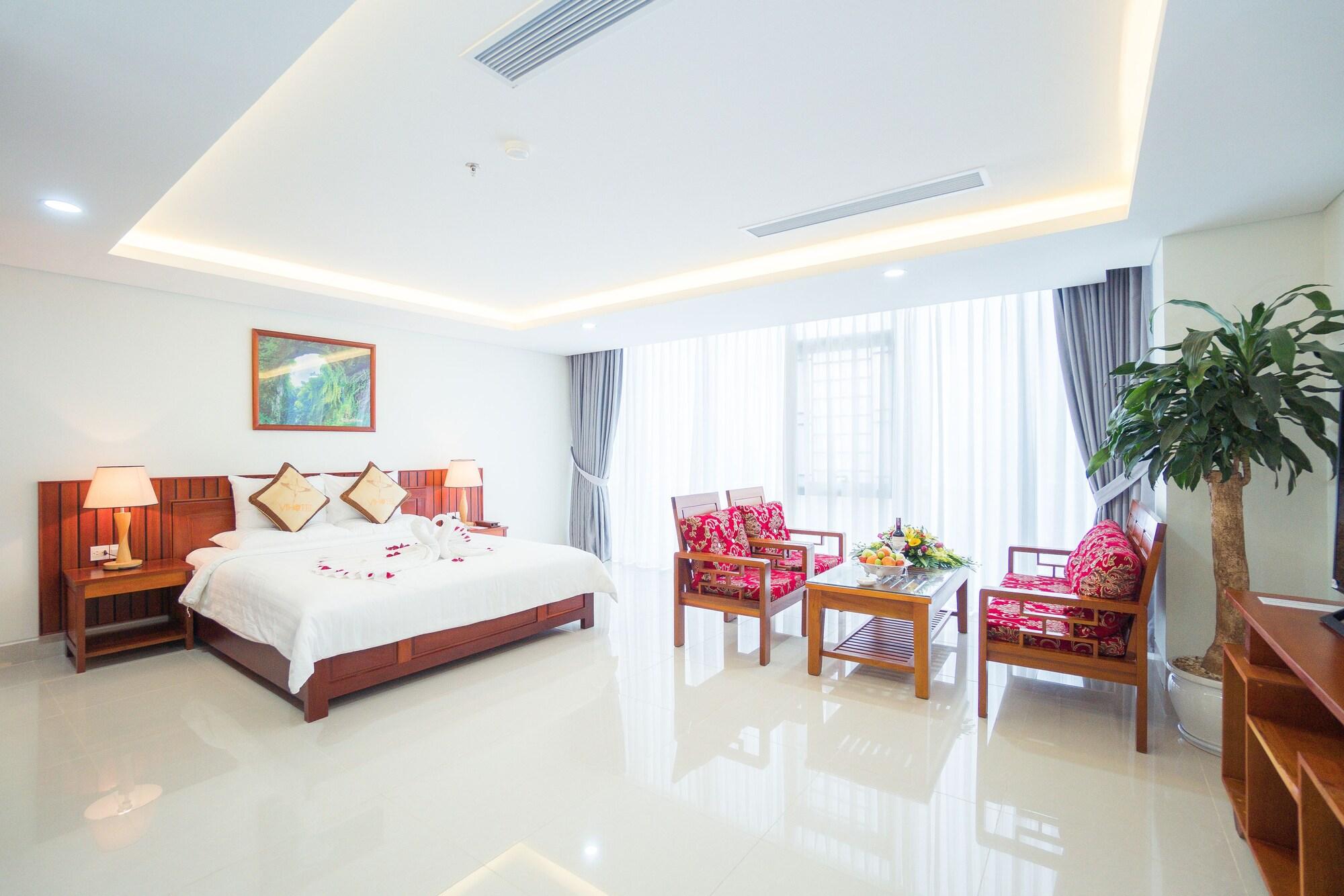 Vinh Hoang Hotel Донг Хой Екстериор снимка