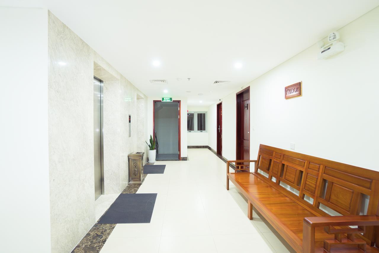 Vinh Hoang Hotel Донг Хой Екстериор снимка