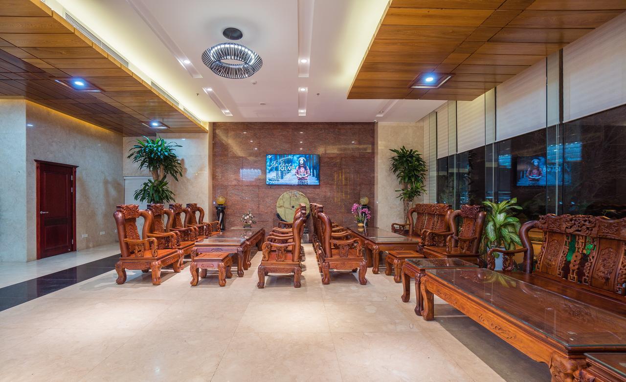 Vinh Hoang Hotel Донг Хой Екстериор снимка