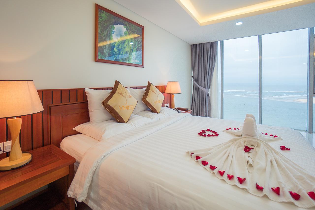 Vinh Hoang Hotel Донг Хой Екстериор снимка